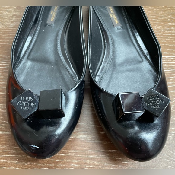 LOUIS VUITTON black flats size 38 - Picture 6 of 13
